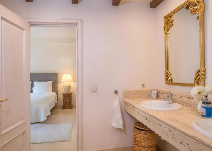 Sildavia * Εστεπόνα